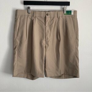 Louis Rapheal Mens golf shorts size 38 NWT tan khaki color